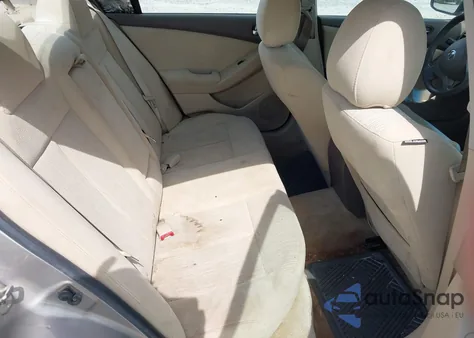 2011 Nissan Altima 2.5 S z USA, uszkodzony, nr VIN 1N4AL2AP5BC171904